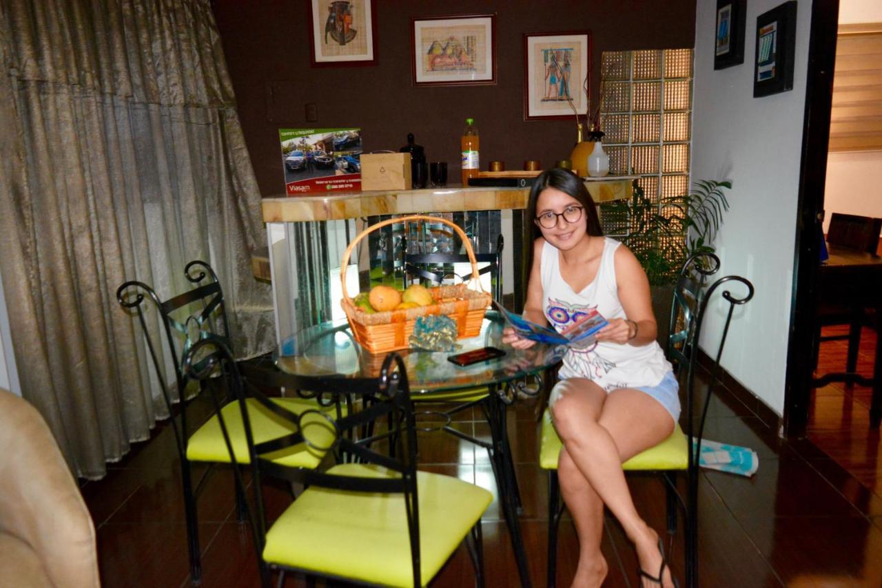 Hostal Villa 97 Guayaquil Exterior foto
