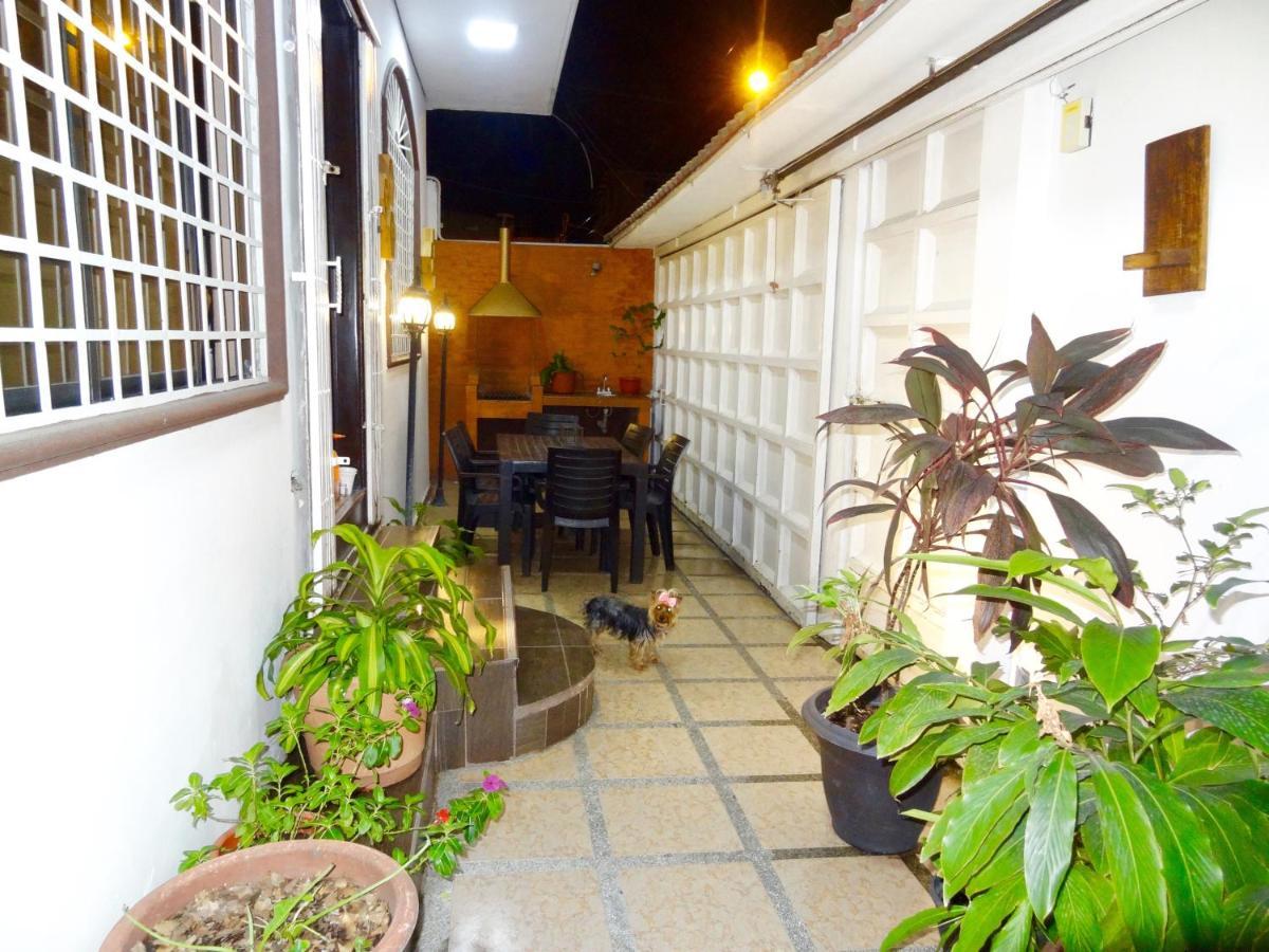 Hostal Villa 97 Guayaquil Exterior foto
