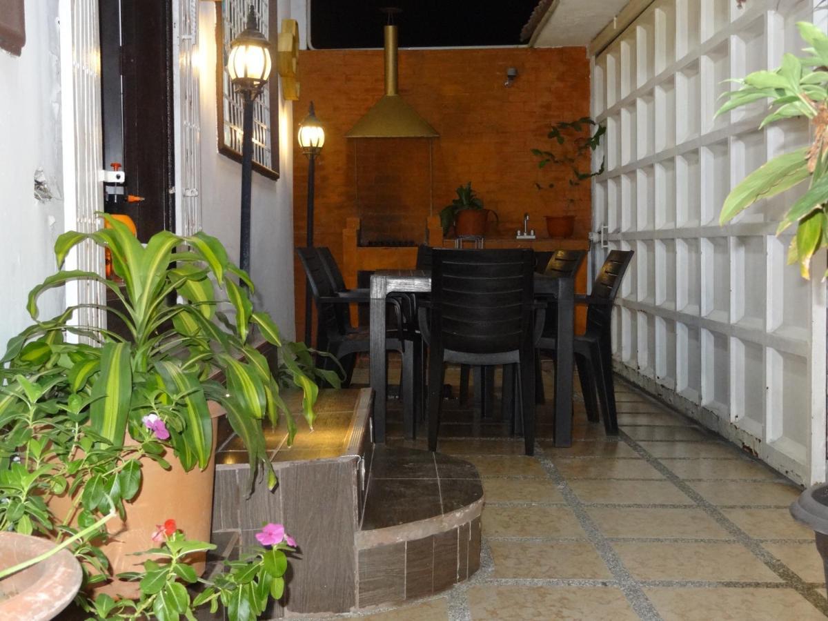Hostal Villa 97 Guayaquil Exterior foto
